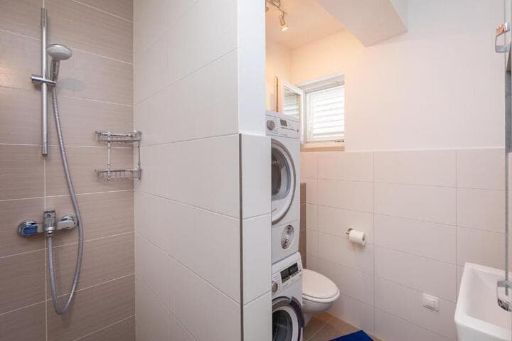 Angela Apartments photo 4