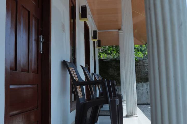 Baywatch Beach Resort photo 2
