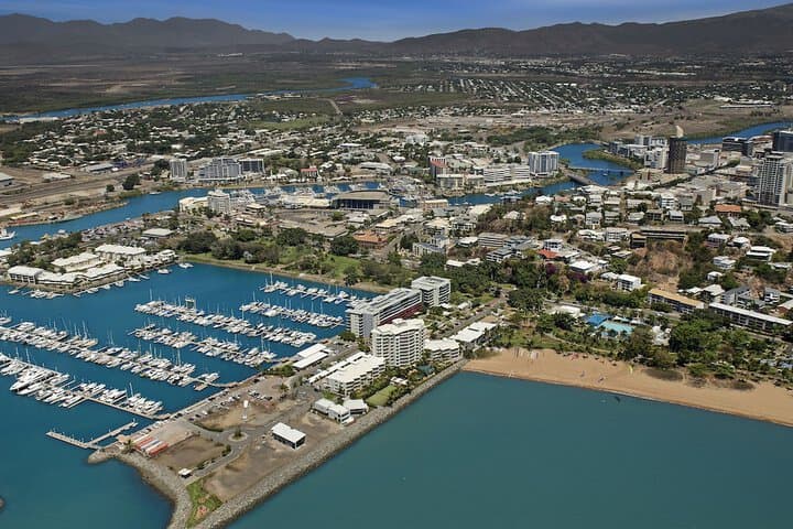 Mariners North Holiday Apartments photo 4