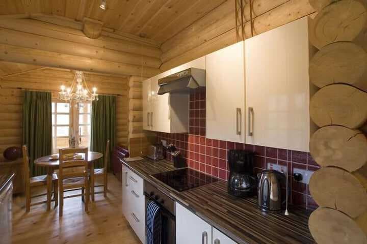 BCC Loch Ness Log Cabins photo 5