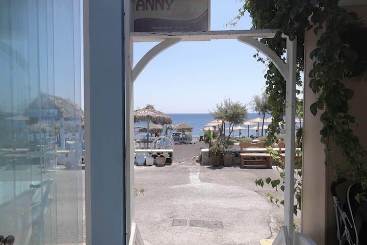 Anny Studios Perissa Beach photo 2
