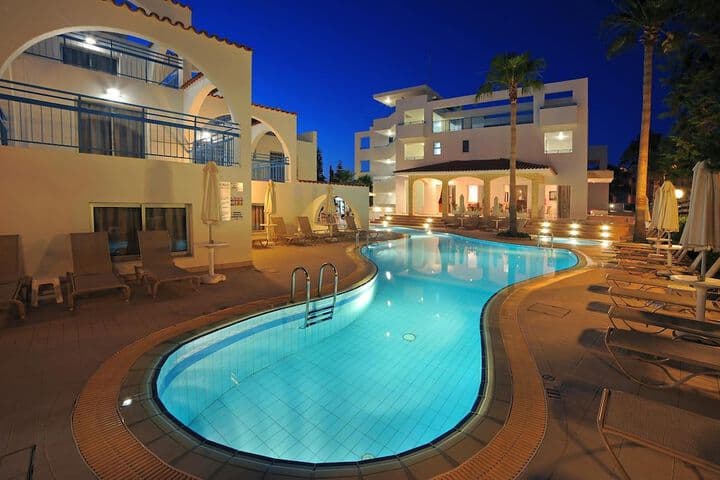 Petrosana Hotel Apartments photo 2