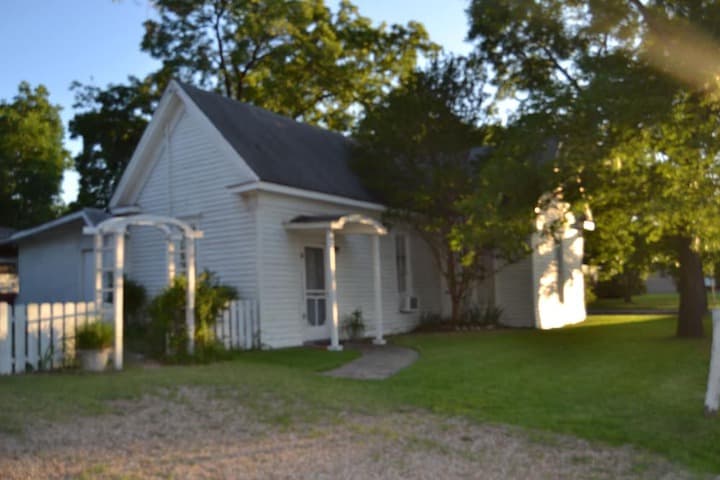 The Carleton House photo 2