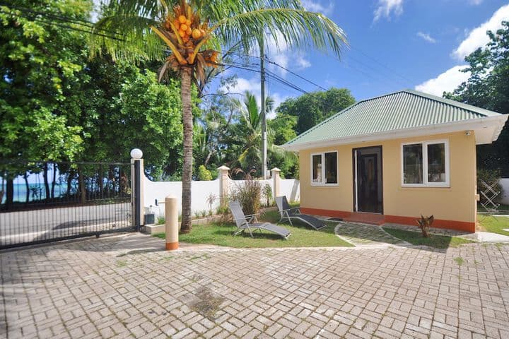 YASAD Luxury Beach Residence photo 3