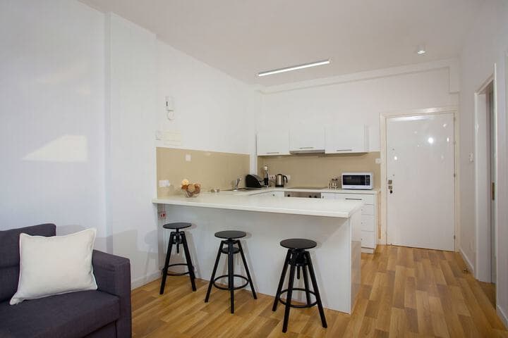 SeaBreeze Limassol City Center Flat photo 5