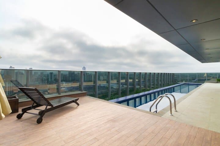 7th Avenue Oxford Residence photo 5
