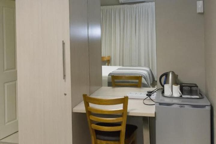 The Suburban Guest House photo 5