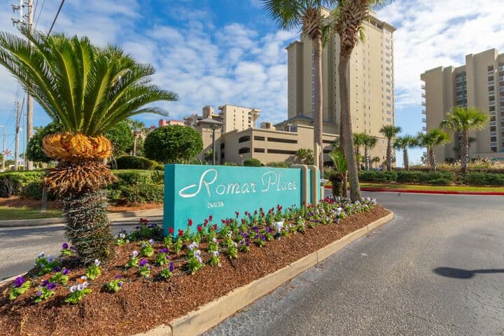 Romar Place Condos photo 3