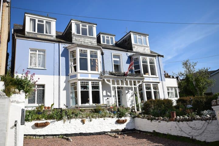 Newberry Beach Lodge photo 3