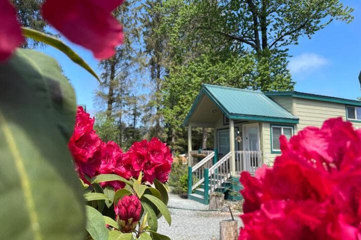 Sheltered Nook on Tillamook Bay photo 5