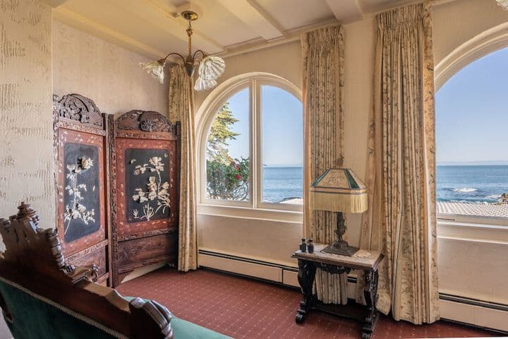 Martine Inn photo 3