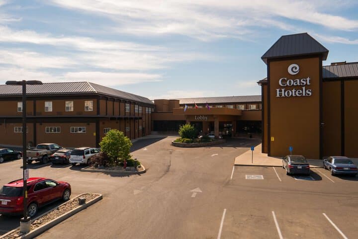 Coast Lethbridge Hotel & Conference Centre photo 3