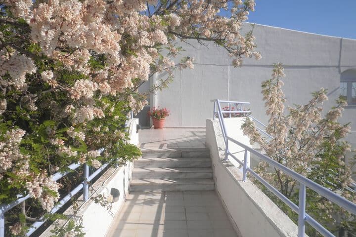 Seafront Studios & Apartments photo 2