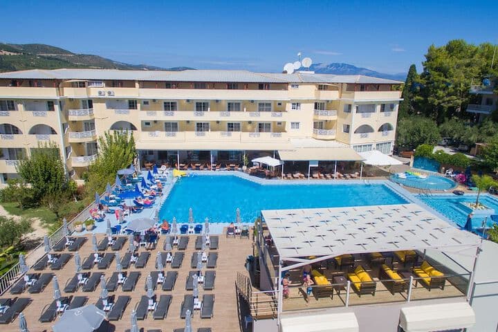 Koukounaria Hotel & Suites photo 2