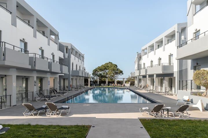 Sunrise Village Hotel photo 2