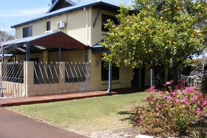 Observatory Guesthouse Adults Only photo 2