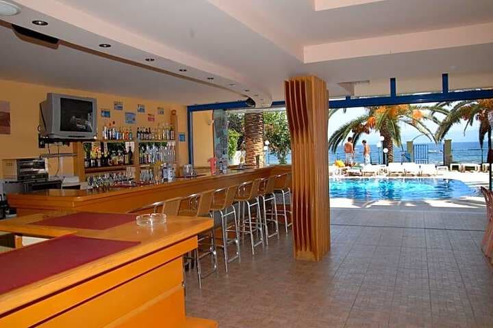 Roussos Studios photo 4
