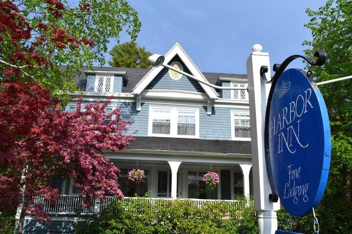 The Harbor Inn photo 2