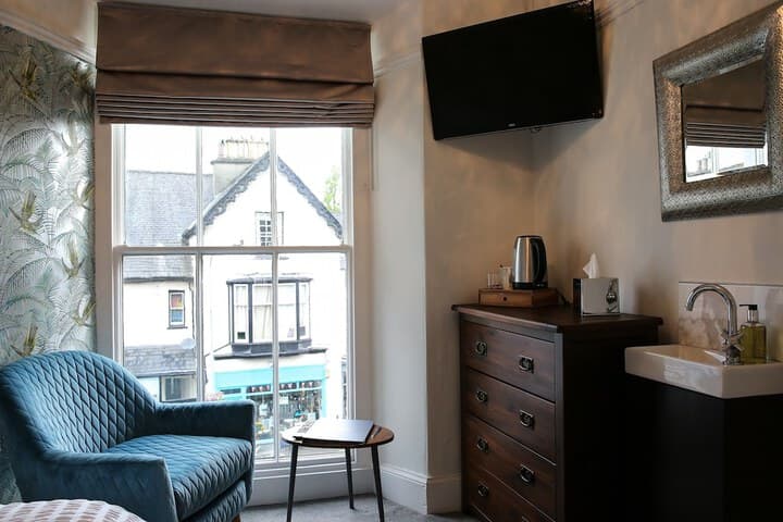 Latimer House photo 4