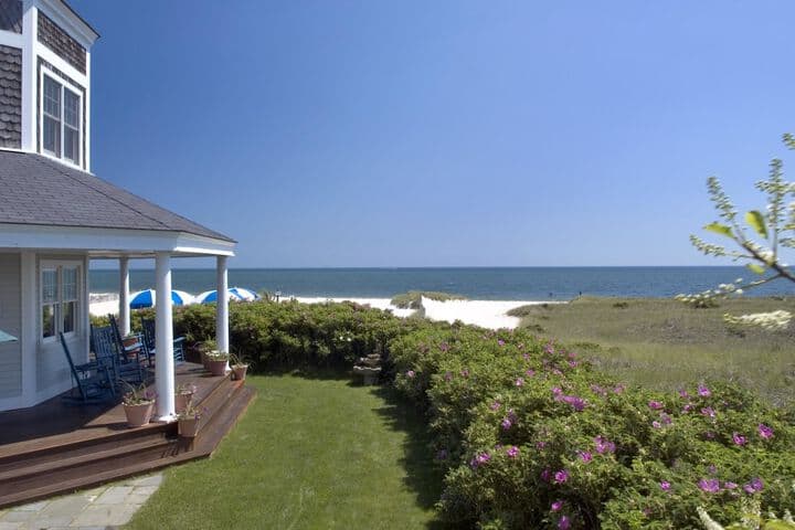 Winstead Beach Resort photo 3