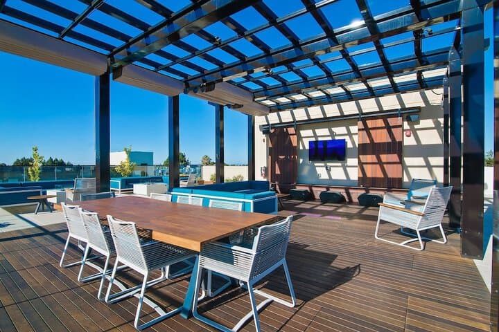 Global Luxury Suites at Mountain View photo 3