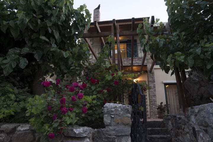 Elia Therissos Maisonettes photo 3