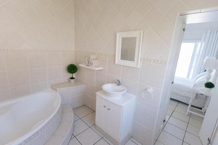 Clifton Cottage photo 2