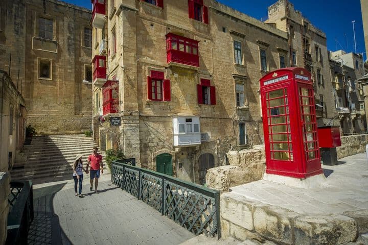 Seashells 2 bedroom Apartment with sunny terrace with stunning panoramic sea views by Getaways Malta photo 4