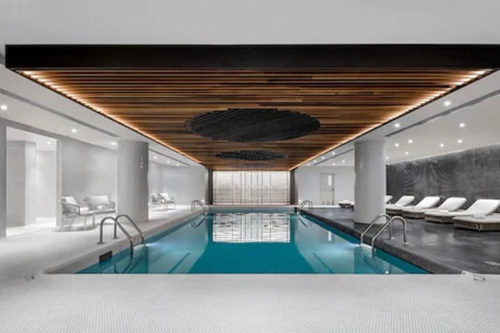 Fairmont The Queen Elizabeth Gold Experience photo 2