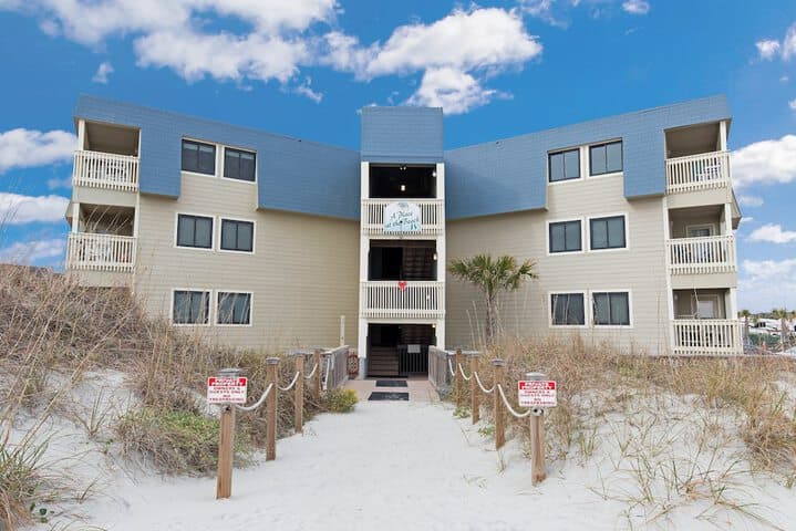 Condos by Beach Vacations North photo 3