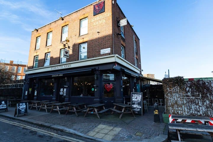 Publove at Exmouth Arms Euston photo 3