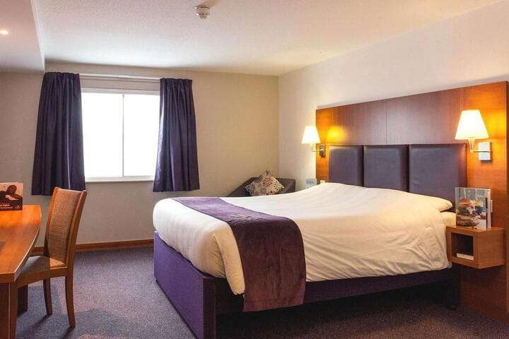 Premier Inn Manchester (Handforth) photo 5
