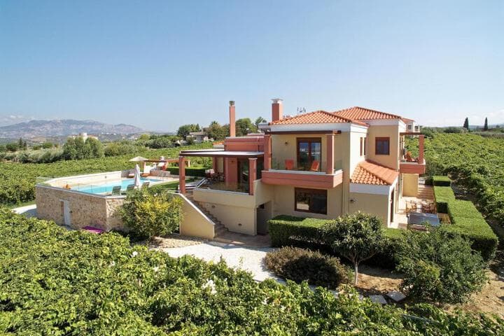 Cretan Vineyard Hill Villa photo 3