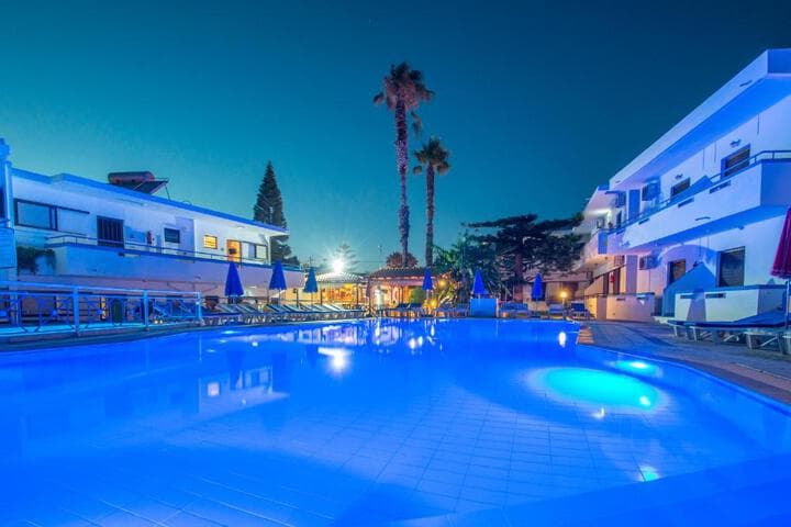 Yiannis Yard studios & apartments photo 2