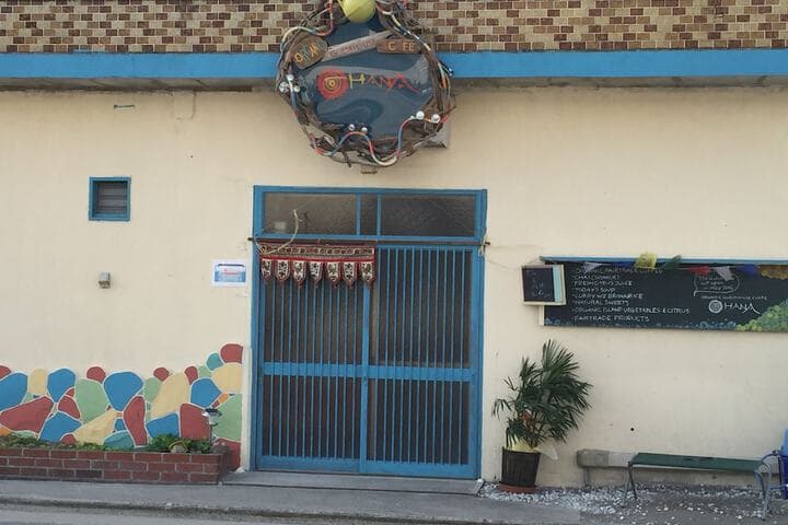 Organic Guesthouse & Cafe OHANA Hostel photo 2