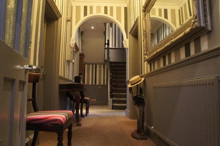 Burlington House photo 1