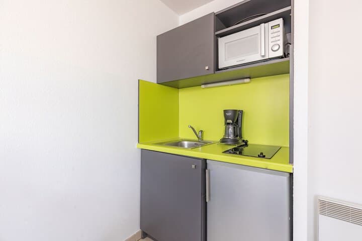 AppartCity Confort La Ciotat Cote Port photo 4