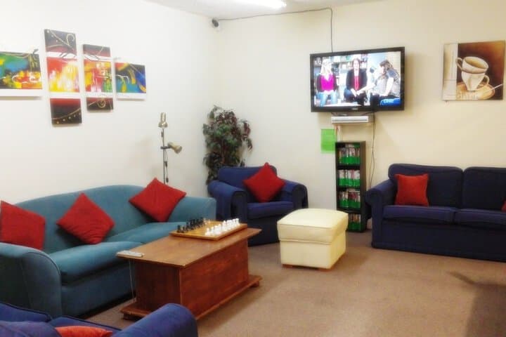 Backpackers Central Hamilton photo 2