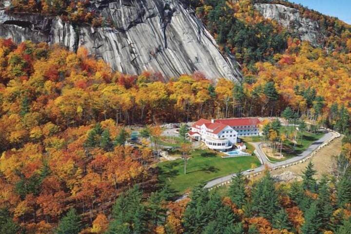 The White Mountain Hotel & Resort photo 3
