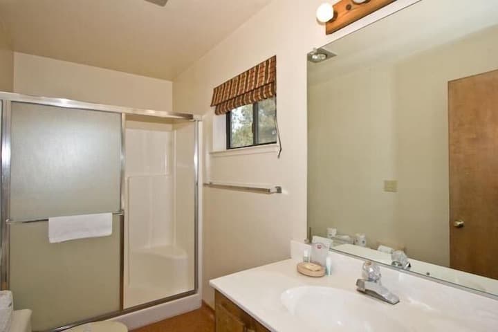 3397 Pinehill Road photo 5