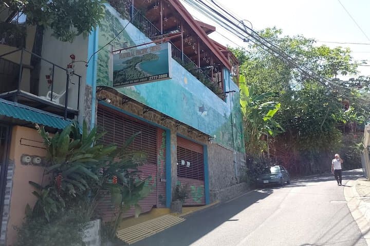 Natural Pacific Suites photo 2