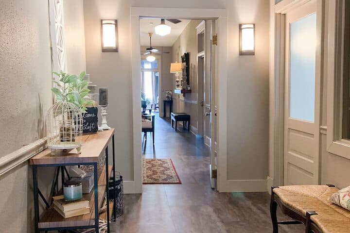 The Loft on the Square Guest Suites photo 2