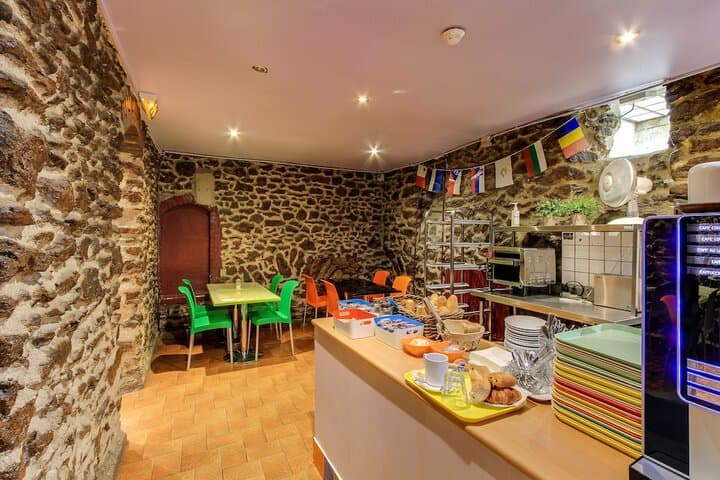 Le Montclair Montmartre by River Hostel photo 5