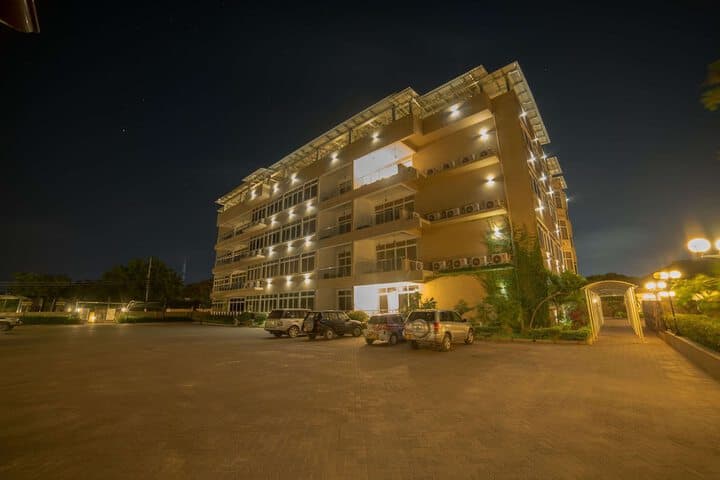 Colosseum Square Luxury Apartments photo 5