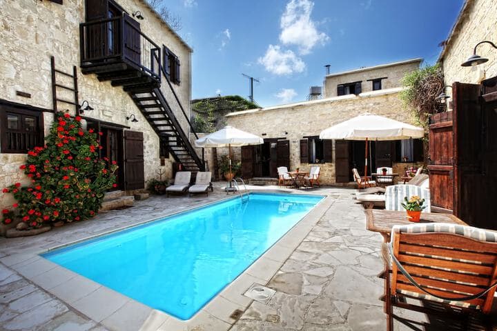 Leonidas Village Houses photo 5