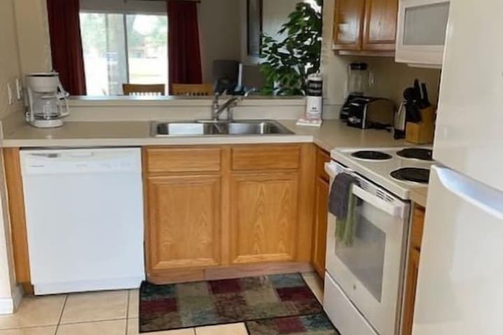 Davenport Vacation Homes by Shine FM photo 5