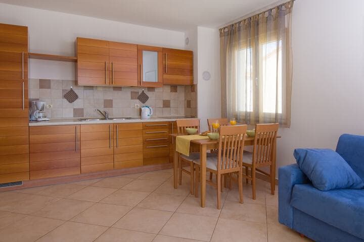 Apartments Flora photo 5