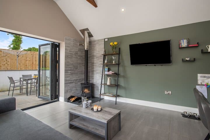 Pine Cottage photo 1