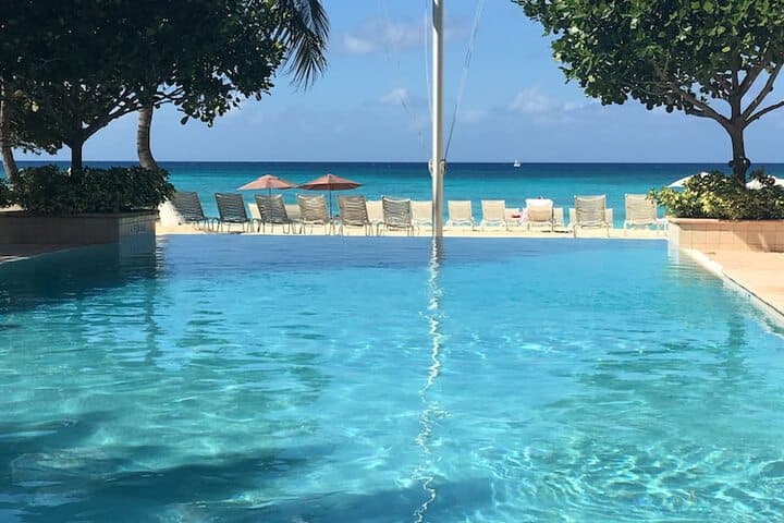 Caribbean Club Luxury Condo Hotel photo 3