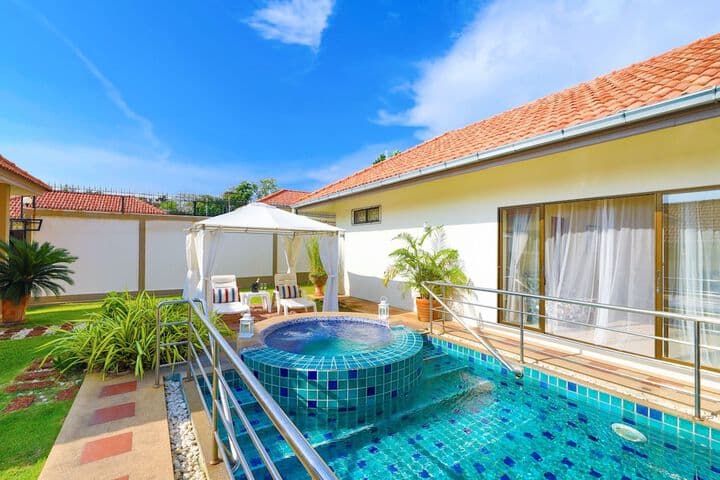Tortuga Villas Pattaya photo 5